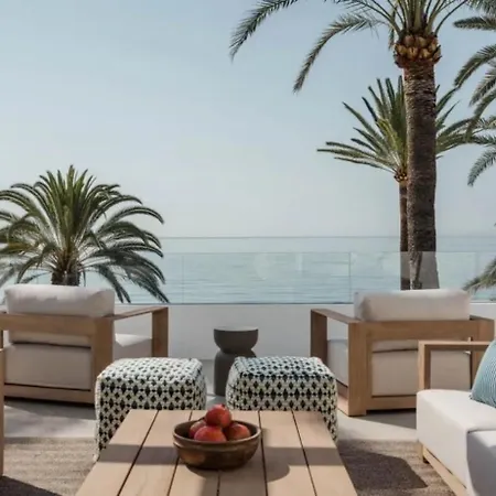 Y P Banus Views Fely Bed & Breakfast *